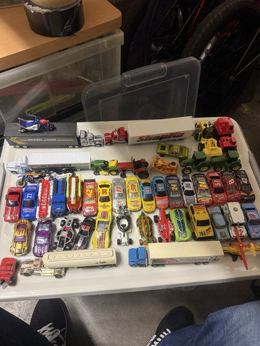 Vintage Restposten 50 Druckguss Mix Autos Majorette, Hot Wheels, Matchbox, Tonica mehr