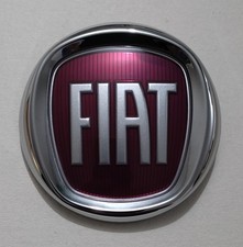 FREGIO STEMMA LOGO EMBLEMA ANTERIORE ROSSO FIAT 95mm NUOVO ORIGINALE