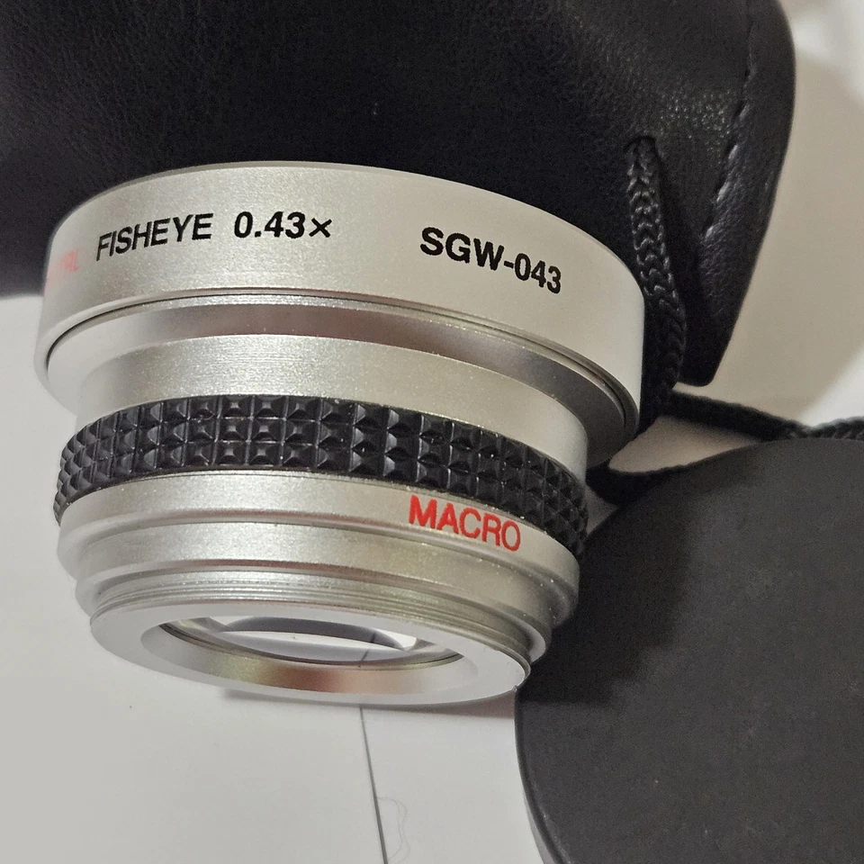 Kenko 0.43X Fisheye Super Wide Angle Lens for 37mm Camcorder (SGW-043) - Image 3 of 4