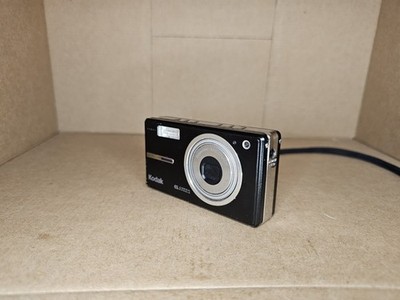 Kodak Digital Camera EasyShare V603 6.1MP Black Turns On