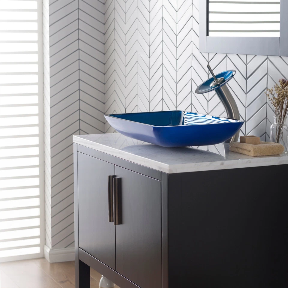 Combo de baño Kraus C-GVR-204-RE-10 Galaxy azul - 21-7/8" Foto 3 de 4