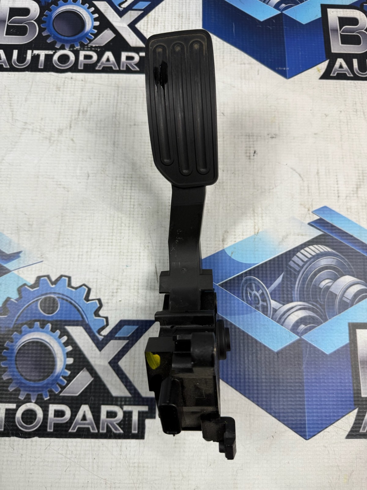 2013-2019 Nissan Sentra Accelerator Gas Pedal OEM 180023RA0B