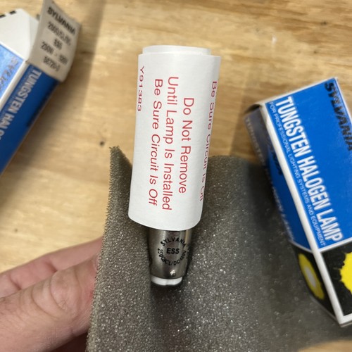 Vintage (non Led) Tungsten Halogen 250W 120V Lamp - Picture 4 of 6