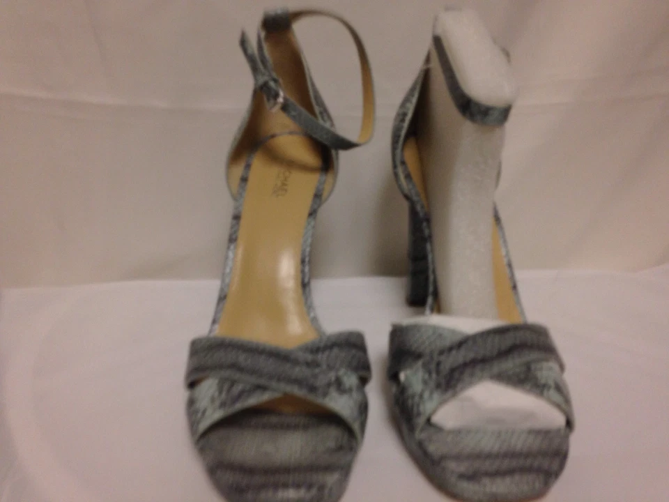 Sandalias Michael Kors Divia con correa al tobillo 9,5 M Celadon 40S6DVHA1E nuevas con caja Foto 4 de 4