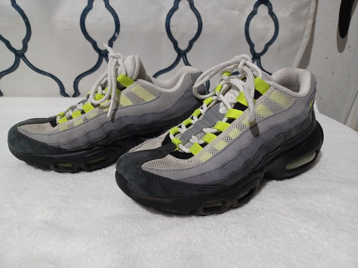 Size 4Y - Nike Air Max 95 OG 2020 Neon CT1689-001 | eBay Size 4Y - Nike Air Max 95 OG 2020 Neon CT1689-001 | eBay