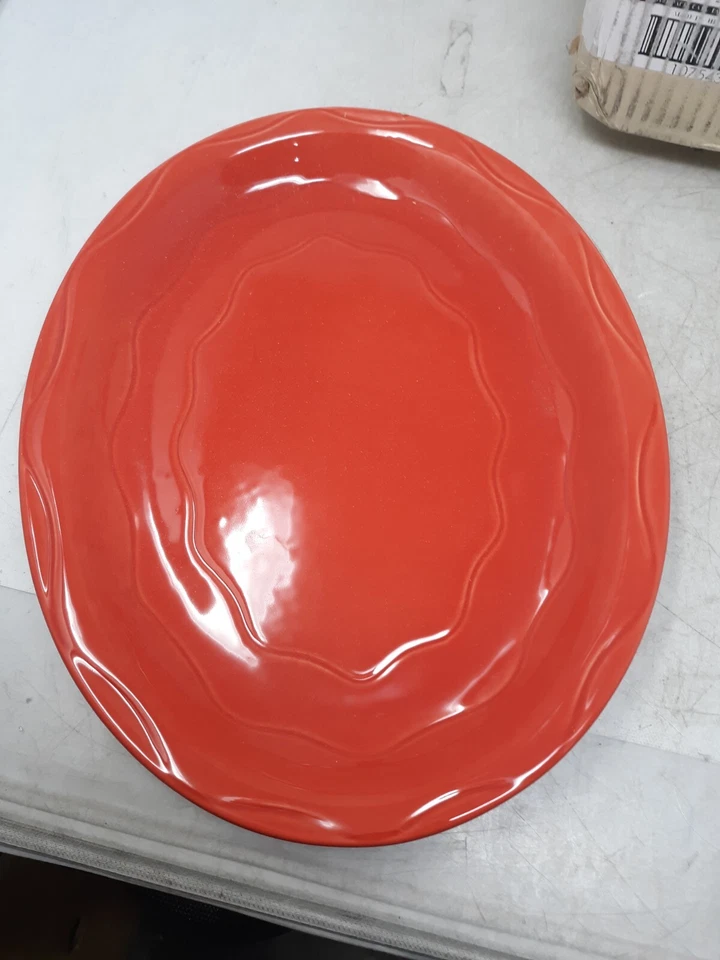 Libbey Cantina Cayenne Carved 10.25" Dinner Plates Set of 12 Red Stoneware 90303 - Image 2 of 4