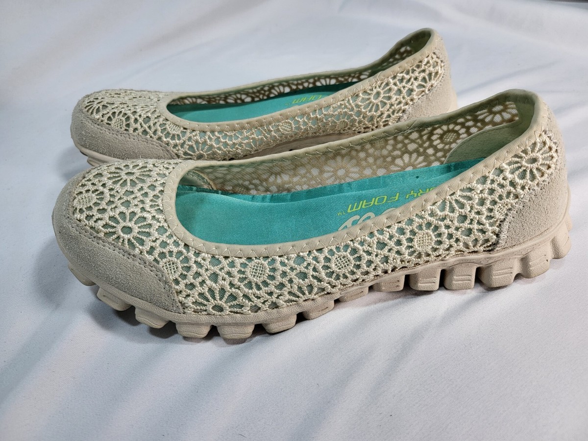 Skechers EZ Flex Sweetpea Ballet Flats Women's White Memory Foam