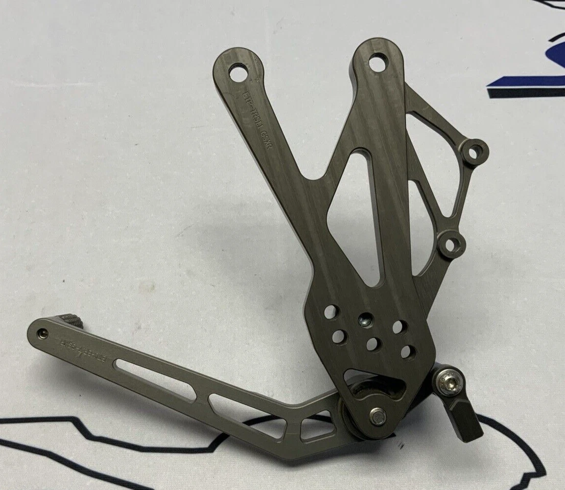 Evol Technology Right Rear Set Bracket W/ lever GSX-R1000/R 17-25 ETP-SRA-171.1