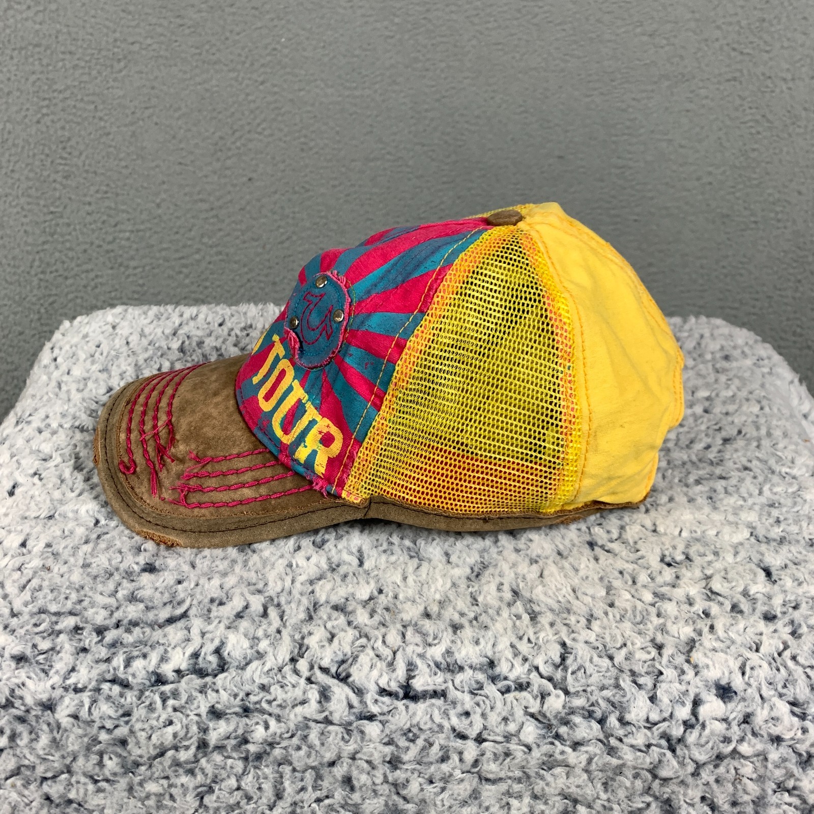 Vintage True Religion Trucker Cap OSFM World Tour Embroidered Mesh Leather Y2k thumbnail 4