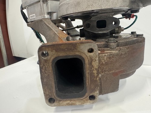 JOHN DEERE BORGWARNER TURBO S300 DZ108143 ROLLERLESS (CORE USED, SOLD AS IS) - Picture 4 of 12
