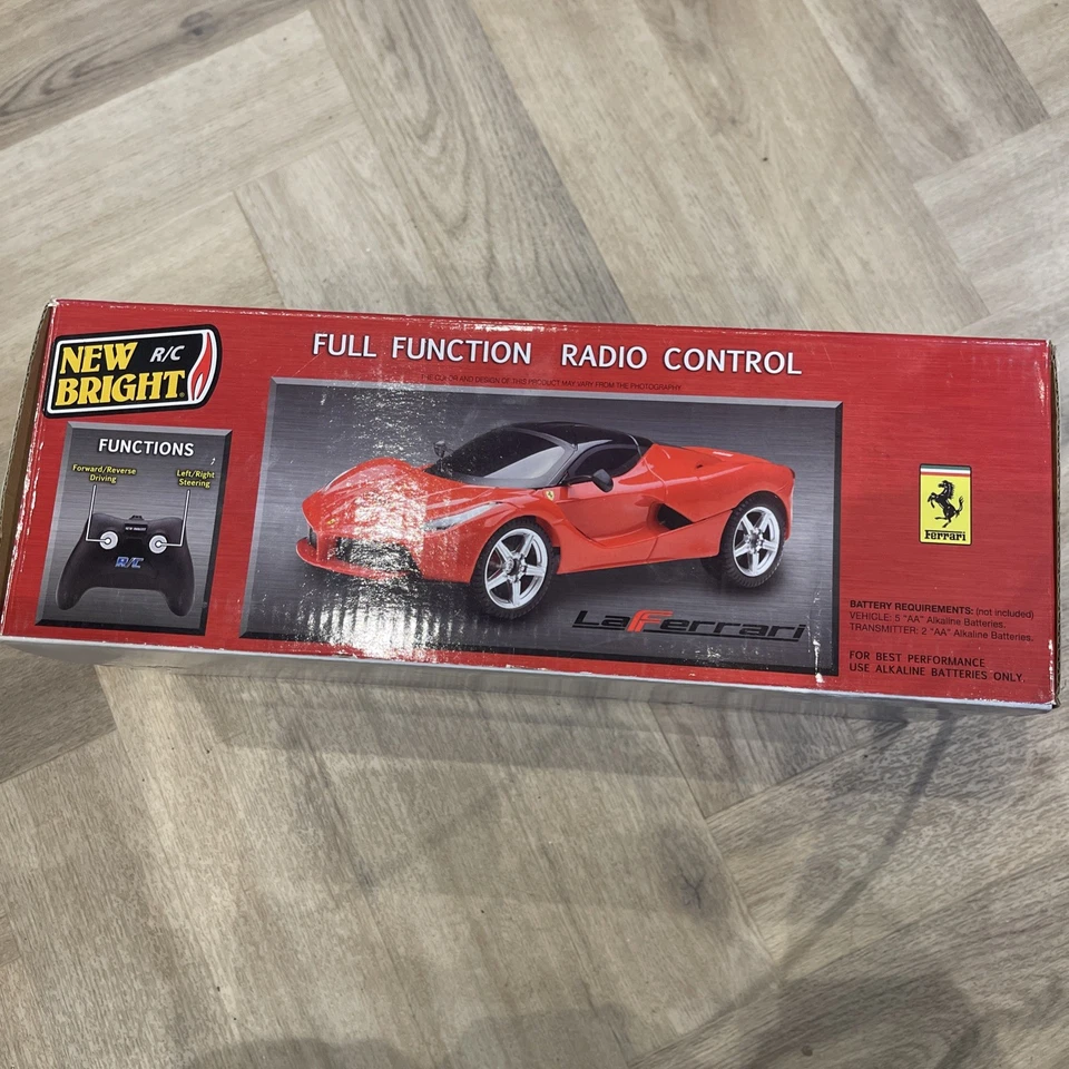 LA FERRARI Red R/C Car 1:16 Scale by New Bright Radio control P1E3 - Image 2 of 4
