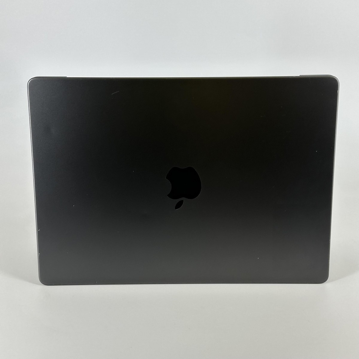 MacBook Pro 14 Nov 2023 M3 Pro 11-Core CPU 14-Core GPU 18GB 512GB