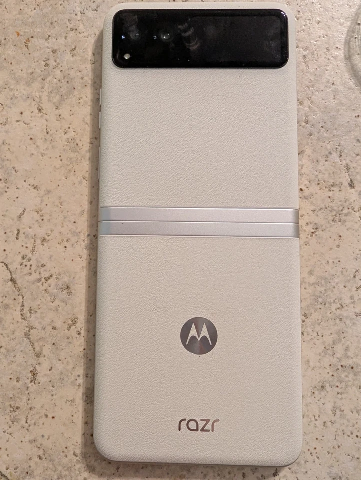 摩托罗拉 Razor 2022 适用于零件未正常工作 — 第 2/3 张图片