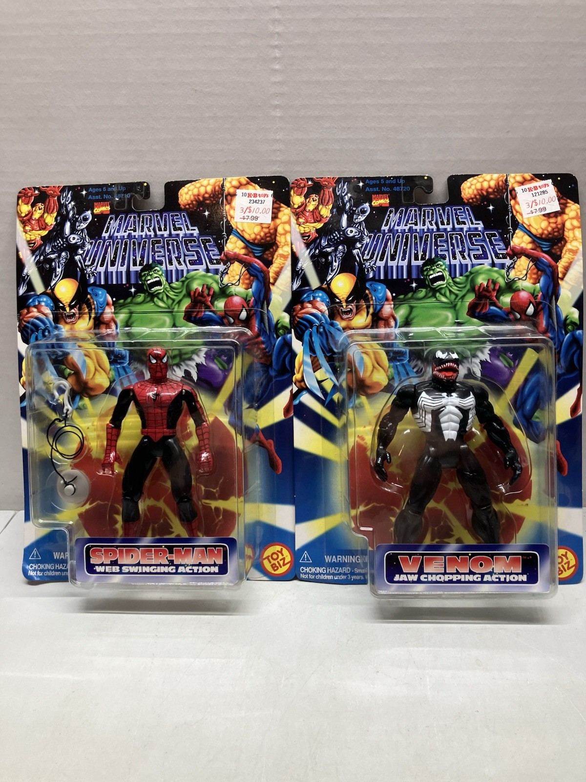 ToyBiz 1996 Marvel Universe Series 2 Spider-Man Web Swinging Action And Venom