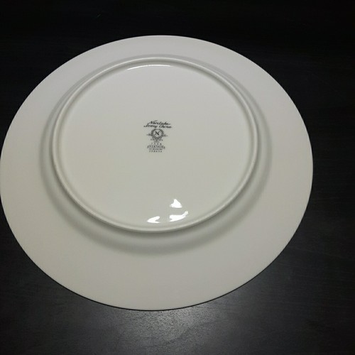 Noritake Ivory China Japan Heather 7548, 10.5” Dinner Plate Silver Trim Floral - Picture 5 of 5