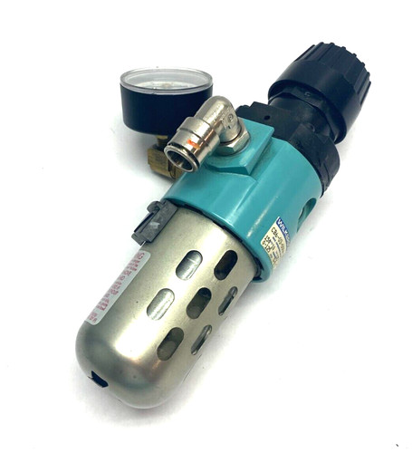 Wilkerson CB6-03-000A Filter Regulator Manual Drain 0-125psi