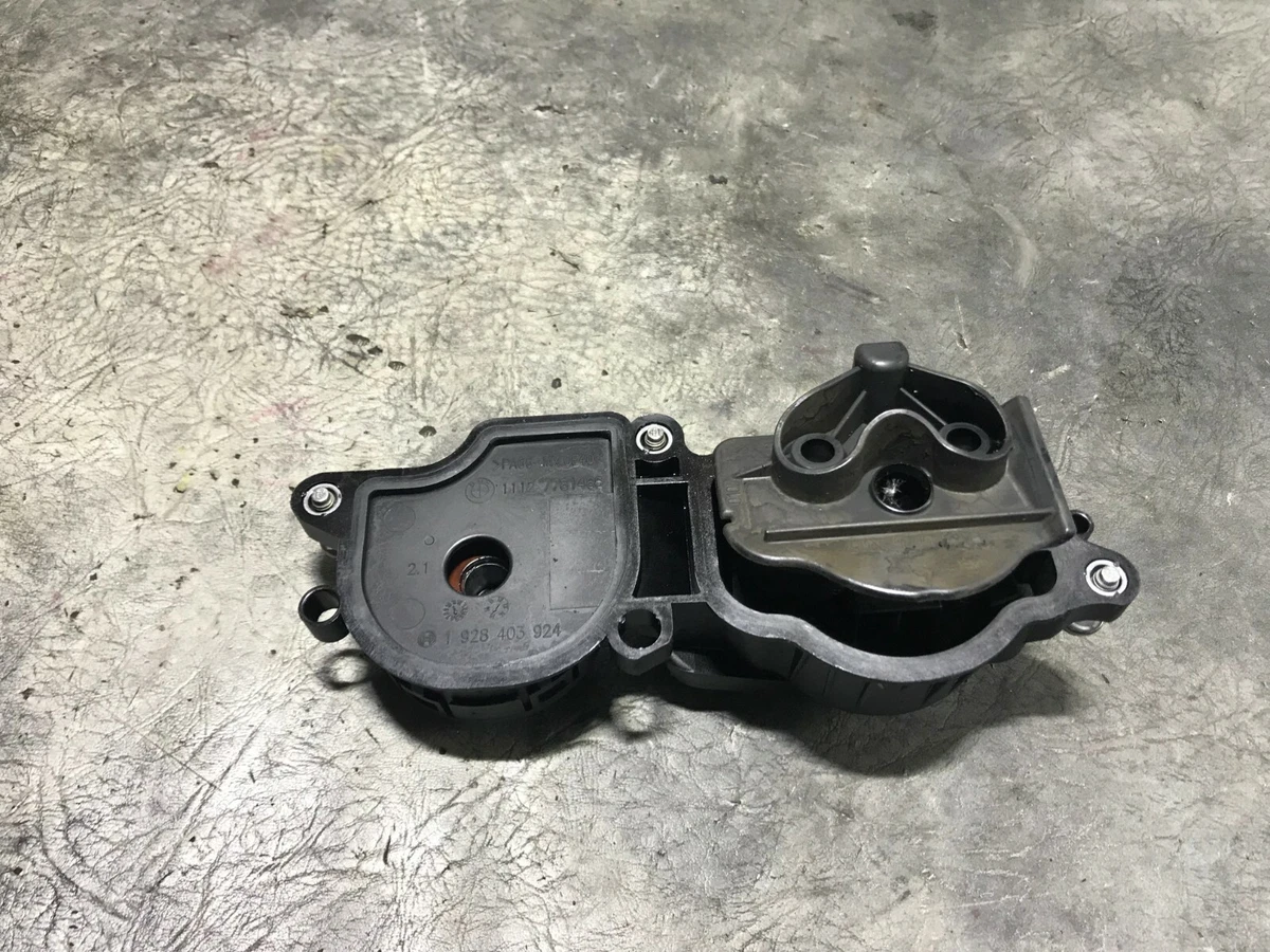 BMW 5 SERIES E60 E61 LCI 2008 CRANKCASE OIL SEPARATOR BREATHER 