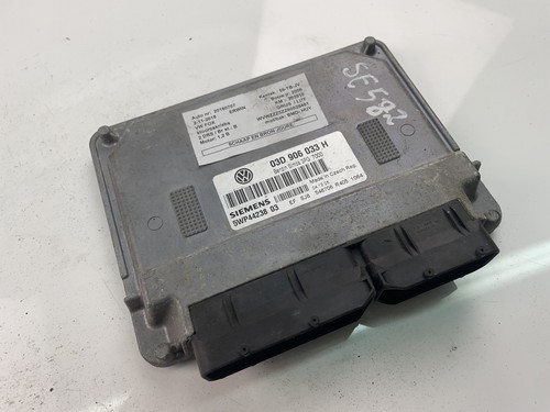 SE582 VW Motorsteuerung Einheit ECU 03D906033H