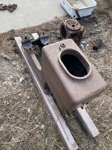 Good Block for 2HP WATERLOO BOY H Or K Model Hit and Miss Antique Gas Engine - Picture 5 of 8