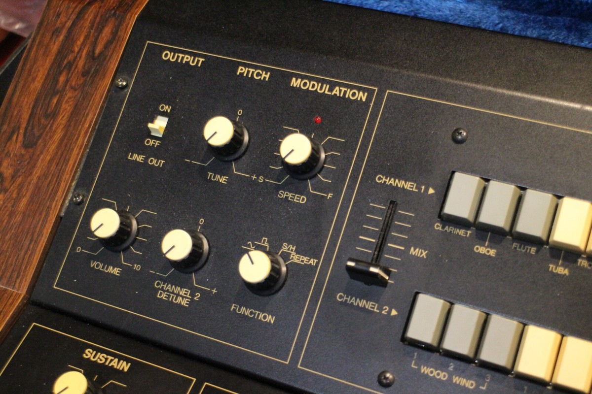Vintage YAMAHA CS-15D Dual Channel Synthesizer Made in Japan U2164