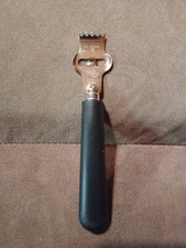 Pampered Chef Lemon Zester / Scorer, 6 in, Stainless Steel, Black #1133 Retired