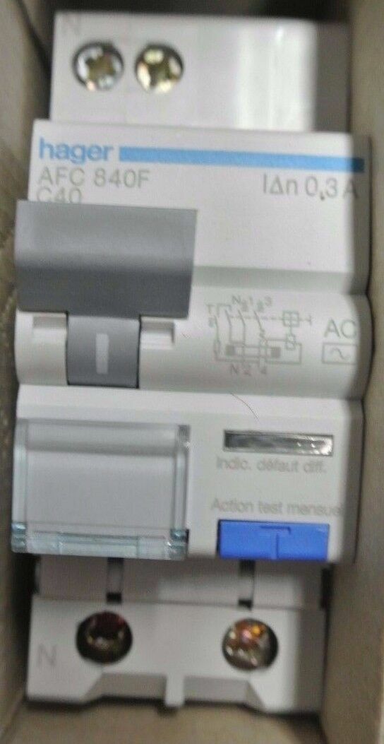 Disjoncteur différentiel 1P+N 40A Hager AFC840F 300mA 4.5 kA type AC 240v D5