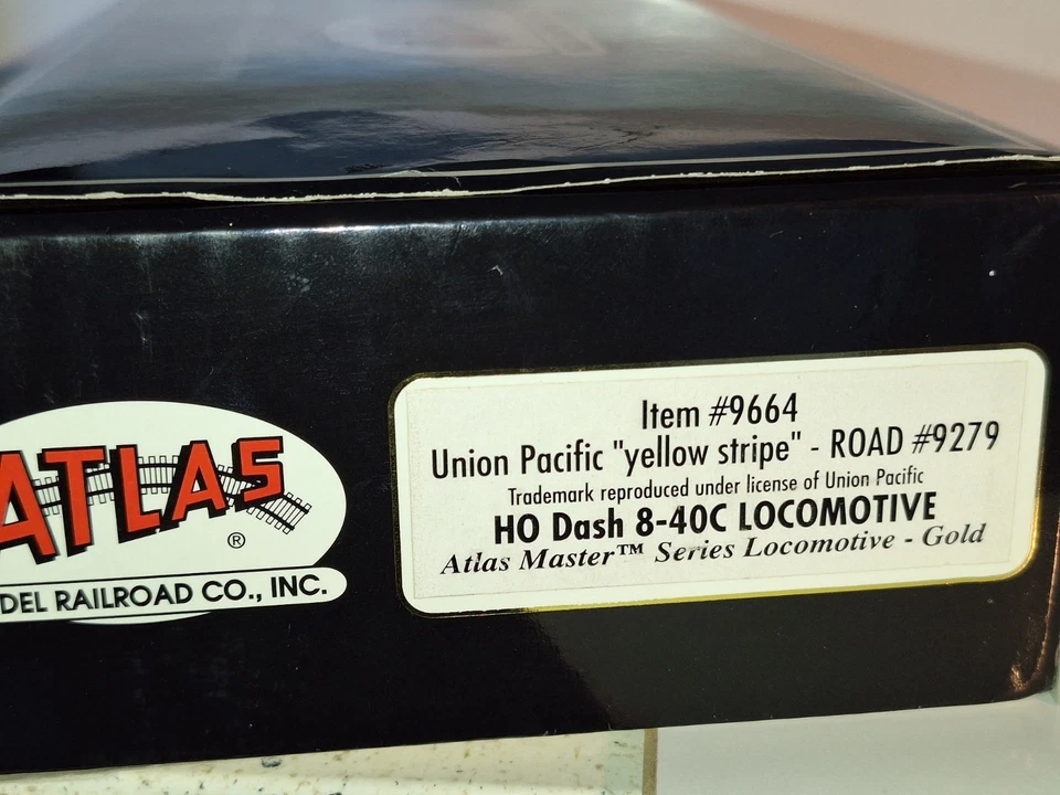 Atlas 9664 DCC & QSI Sound, Union Pacific Dash 8-40C. As New cond.HO scale.Boxed - Image 2 of 4