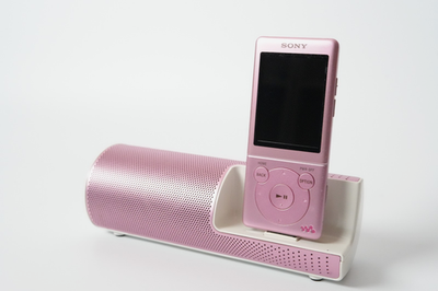 Sony Walkman NW-S775 Pink 16GB Bluetooth MP3 Player + Speaker Dock