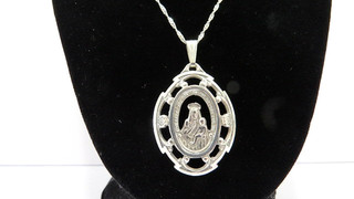 Vtg Large Catholic Sterling Silver Religious Holy Mother Medal Pendant Necklace