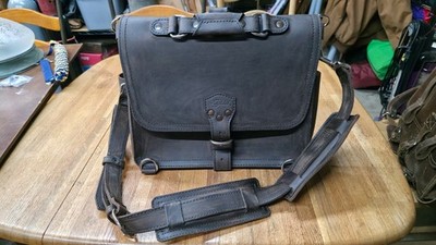 Saddleback Leather LARGE Photographer's Satchel rounded NO WARRANTY  brown
