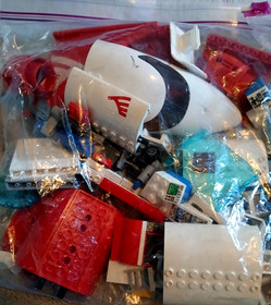 2011, Lego City Airport  3182     (No Box)