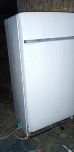 Antique 1950's General Electric Refrigerator. Nice, Works.