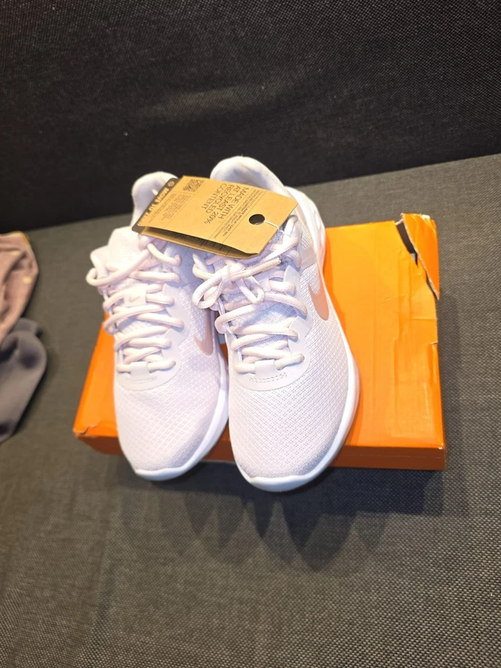 Nike Revolution 6 NN Next Nature Femme Rose – Taille 35.5 EU – Neuve avec boîte - Photo 4/4