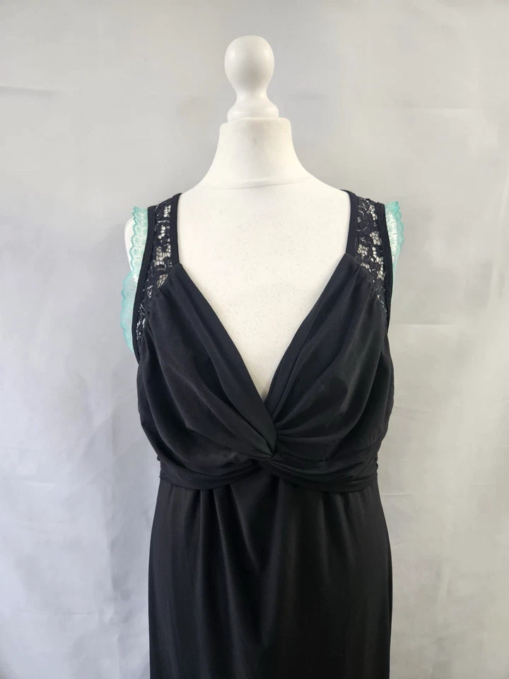 Miusol Women's Black Maxi Dress Thigh Slit Size L Green Lace Trim Ruched Chest - Image 2 of 4