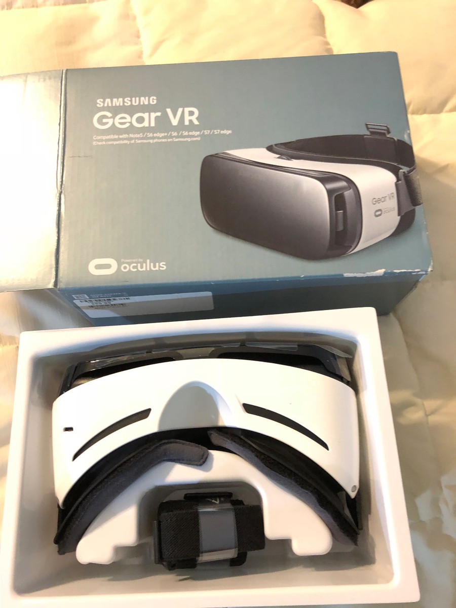 SAMSUNG GEAR VR OCULUS VIRTUAL REALITY UNIT HEADGEAR GLASSES