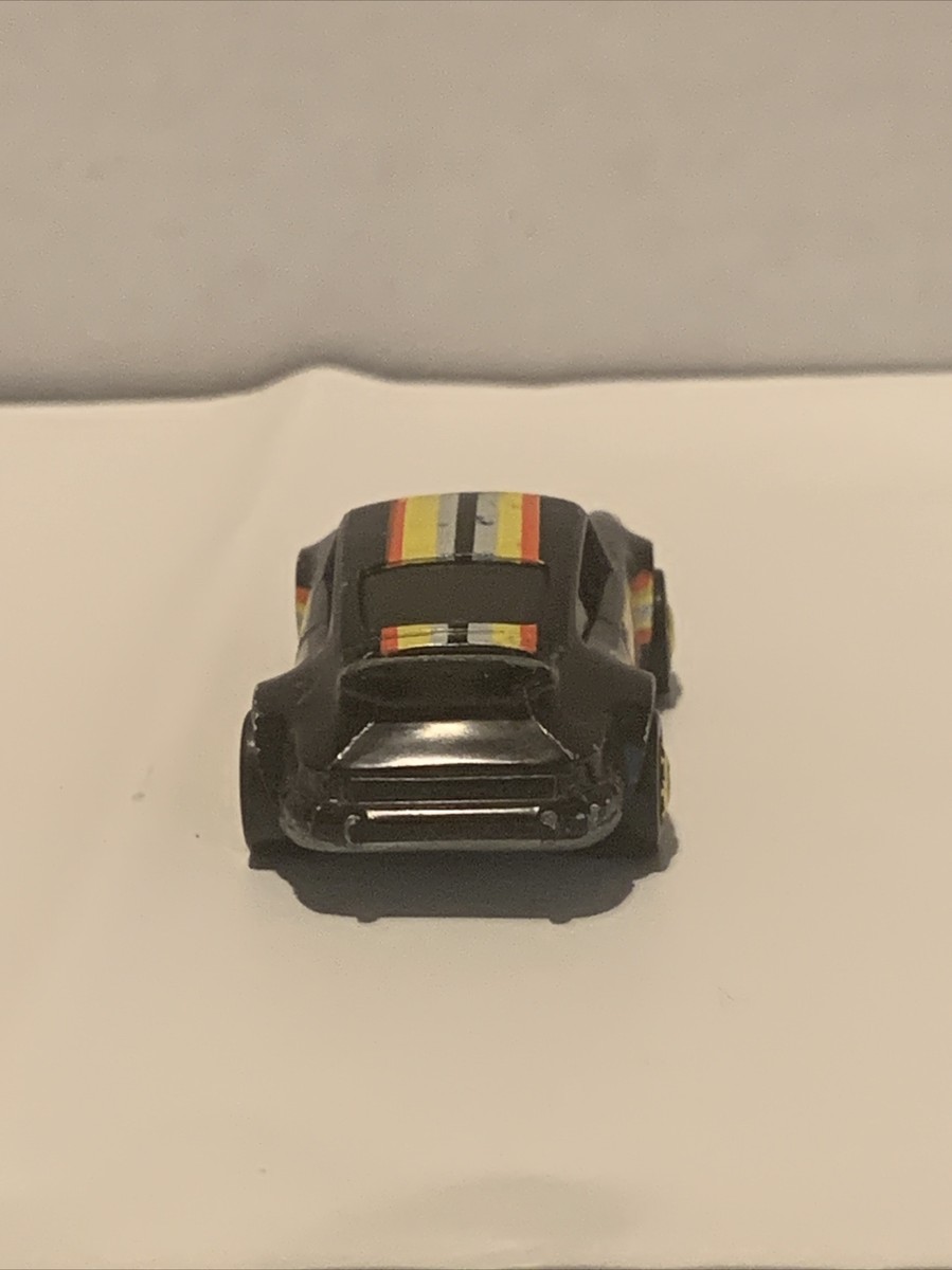 Vtg 1974 Hot Wheels Porsche P-911 Black #95 Racer Blackwall Gold
