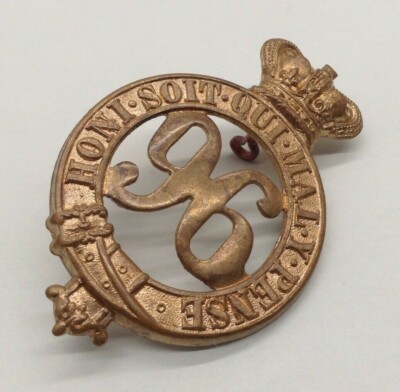 Sehr seltenes Vintage Old School 96th Honi Soit Qui Mal Y Pense Mützenabzeichen C1253