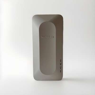 NETGEAR AX1800 Dual-Band Wi-Fi 6 Mesh Extender Wall Plug White EAX15  V3  A1 