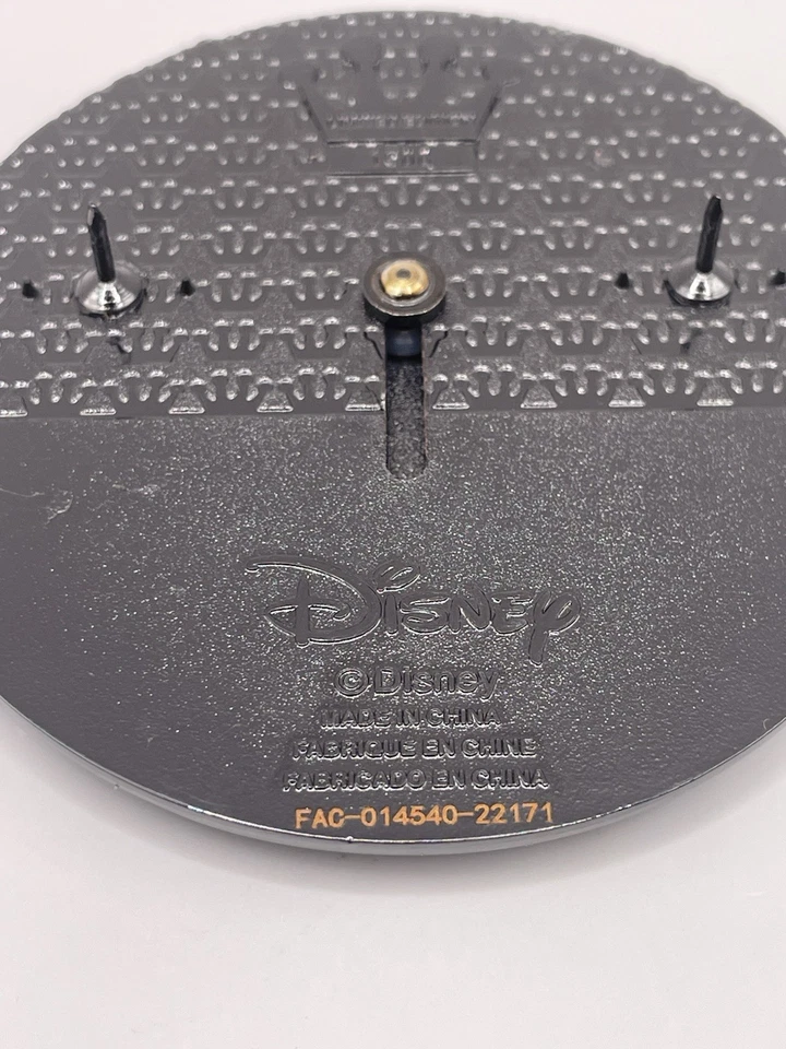 TREAT LOUNGEFLY Disney Huey Dewey y Louie Halloween LE 1500 Foto 4 de 4