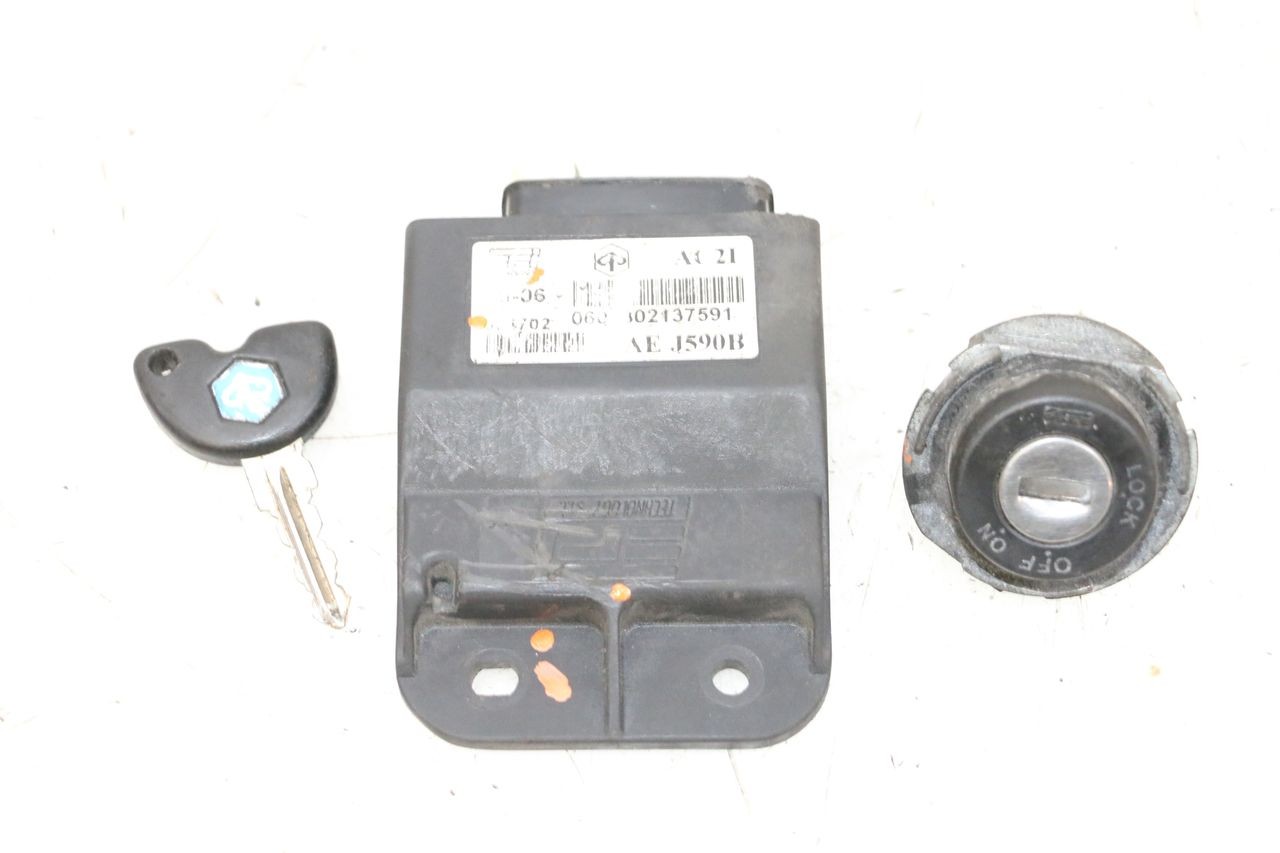 LOCK KEY CDI IGNITION SWITCH KIT - PIAGGIO X8 125 (2004 - 2007)