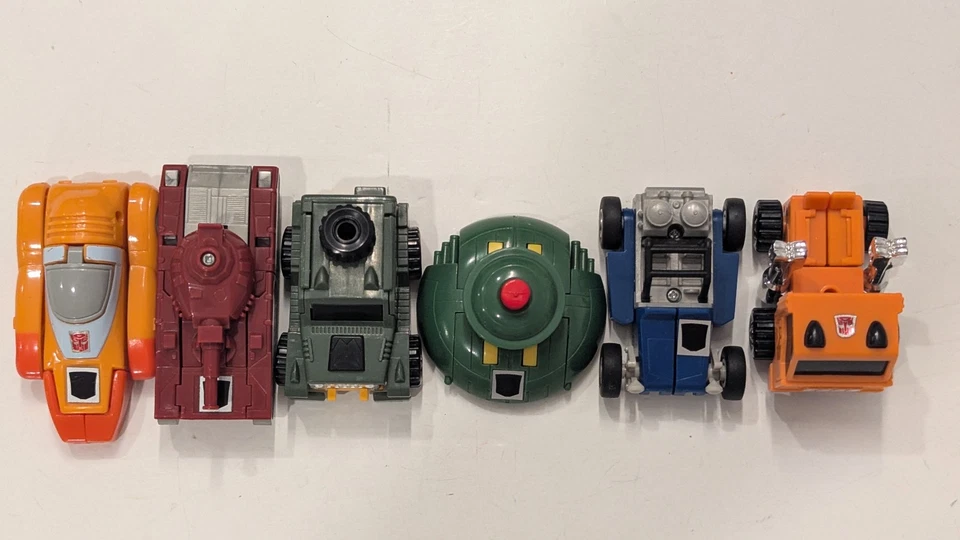 Vintage G1 Transformers Beachcomber Brawn Wheelie Cosmos Pipes Lot - Image 2 of 4