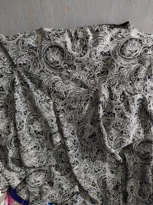 A black and white paisley pattern 60227195 Vector Art at