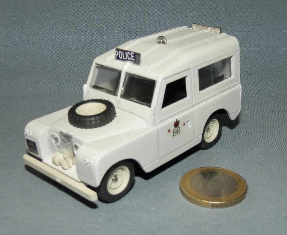 Vitesse Portugal : Land Rover "Police" (Outillage Norev Plastigam) - Photo 4/4