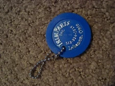 Vintage Blue Trim Parts Inc Plastic Poker Chip Keychain - Lebanon, Ohio