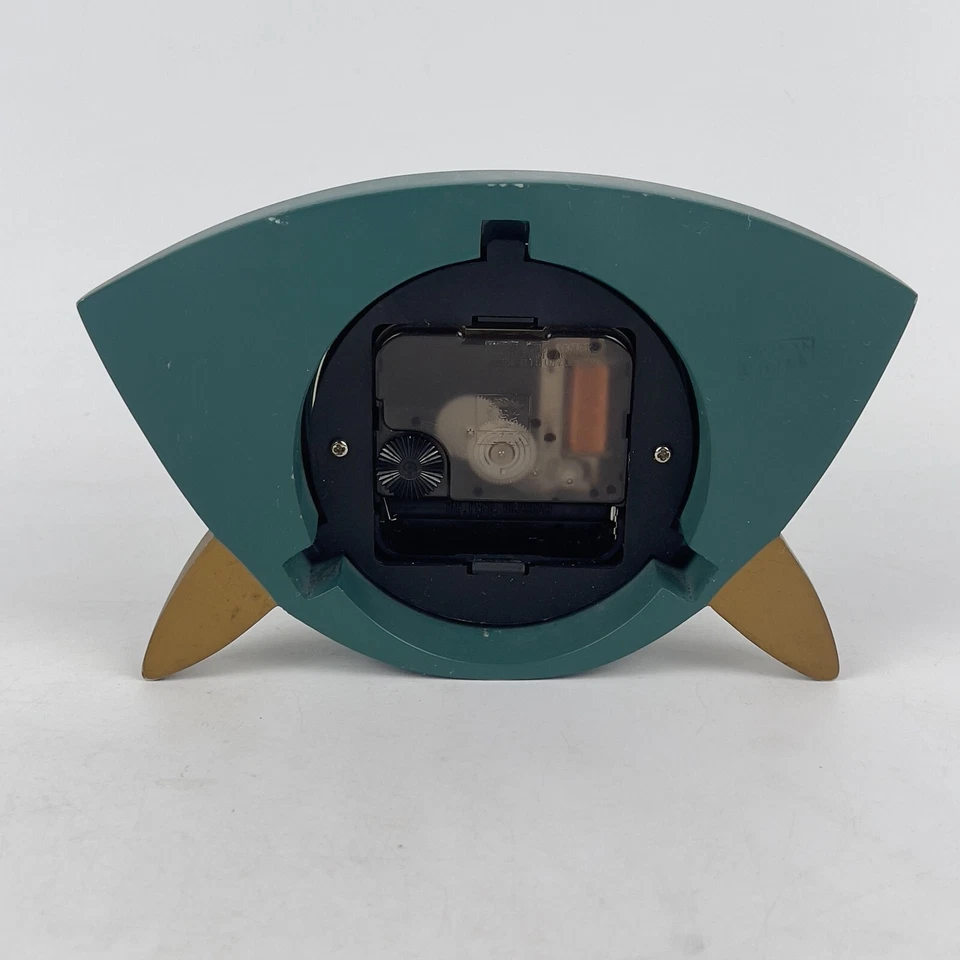 Kikkerland Clock Retro Pop Art Design Tested Works - Image 2 of 4