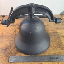 Large Cast Iron Dinner Bell Door Bell Farm Church School Antique Vintage
