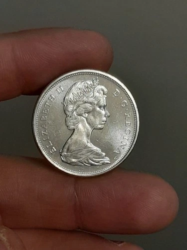 1967 Canada Half Dollar 50 Cents Centennial .800 Silver Seated Wolf Reverse