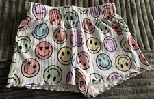 Tahari Kids 5/6 Smiley face soft ribbed casual shorts-Colorful happy-Bolt print