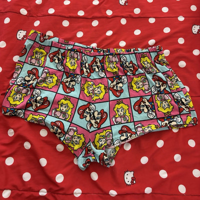 Super Mario Juniors Boyshort Panties XL (16-18) Multicolor Mario Peach