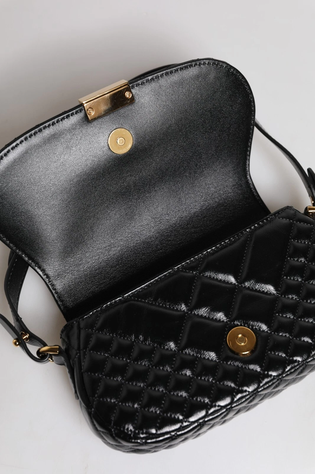 Borsa VERSACE nera pelle di vitello trapuntata tracolla donna borsetta 1950usd